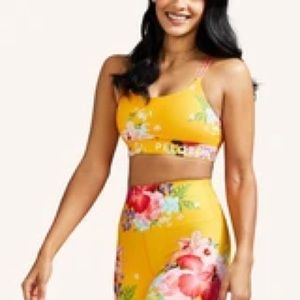 Peloton floral collection